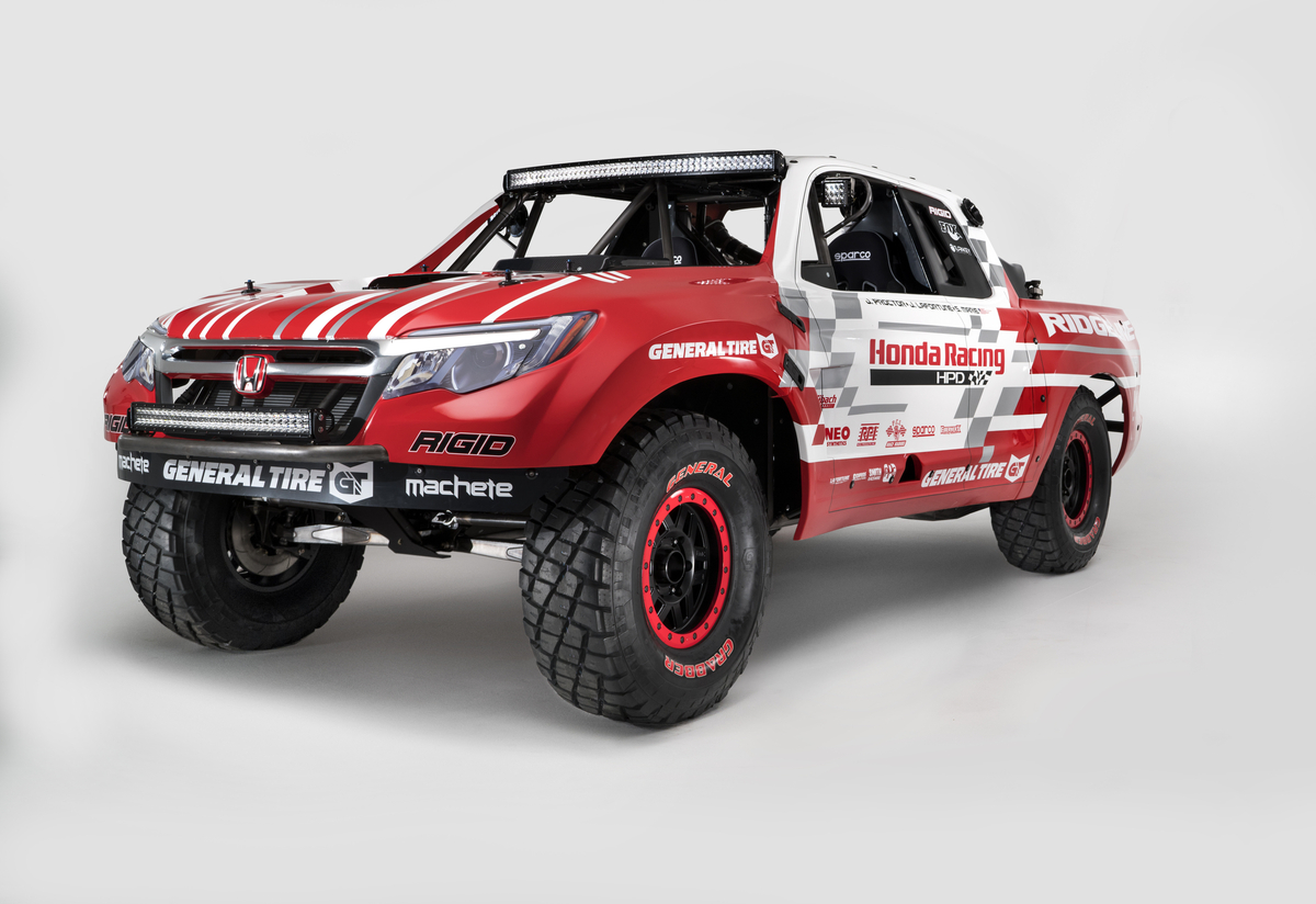 На SEMA 2015 Honda представила свой Ridgeline Baja Race Truck с объявлением о том, что бренд вернется к гонкам Baja